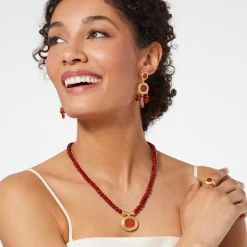 Classical Carnelian Pendant Necklace